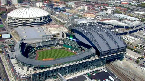 “火箭新锐成焦点！球队亟需核心，此策略胜过约基奇”